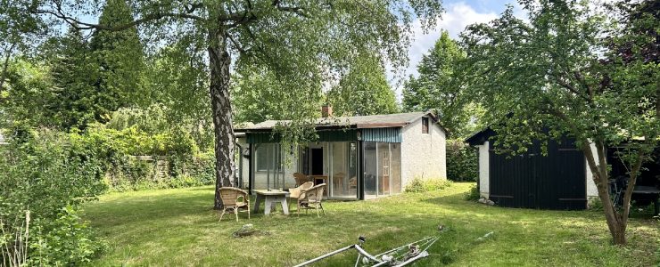 VERKAUFT – Ferienhaus mit Bootshaus in direkter Wasserlage an der Havel