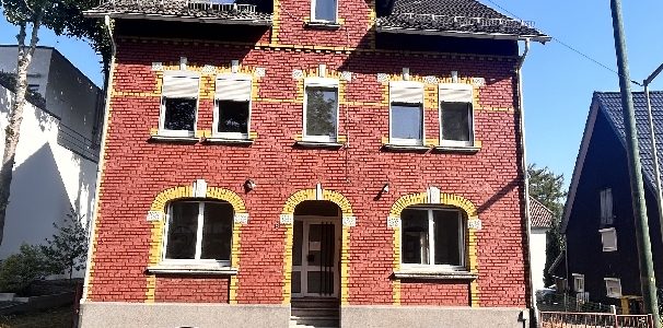 VERKAUFT -Wohn-/Geschäftshaus mit 3 Etagen in zentraler Lage von Kreuztal