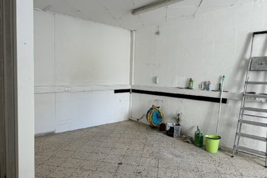 Eingang von der Weidenauer Str. und über einen Innenhof