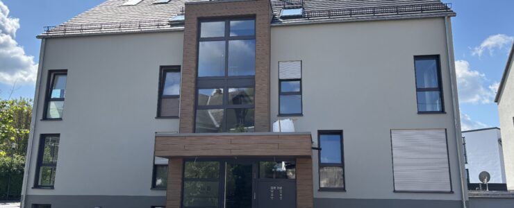 **Exklusive Neubauwohnungen mit Balkon – barrierefrei** **Exklusive Neubauwohnungen mit Balkon – barrierefrei**